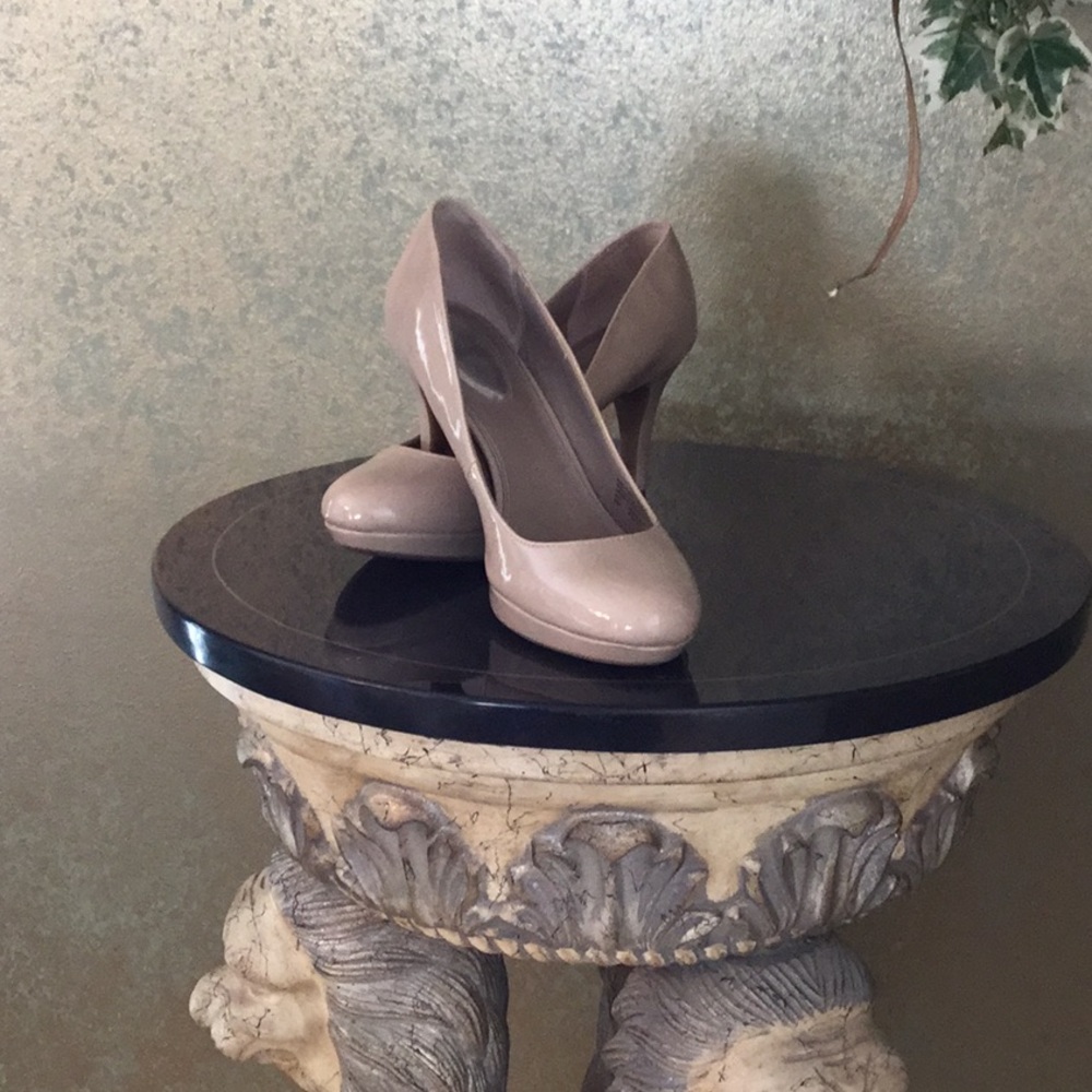 Alfani Step and Flex Patent Leather Pump